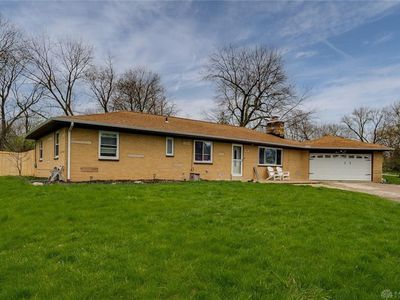 1111 Darlington Dr, Beavercreek, OH, 45434