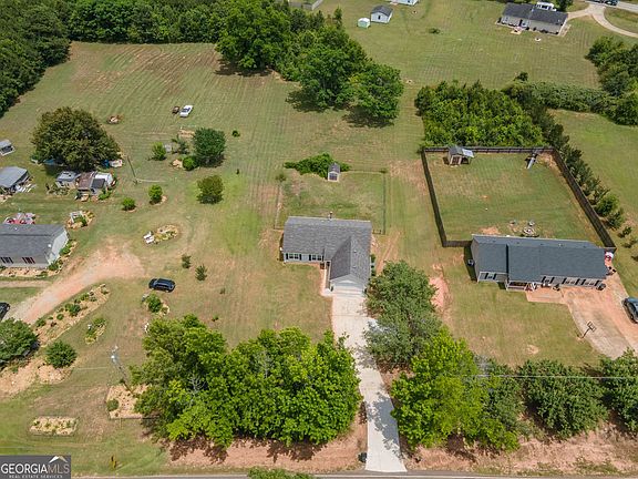 3rd image of 1672 Dolly Nixon Rd
