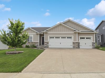 10214 Thorne Dr, West Des Moines, IA, 50266