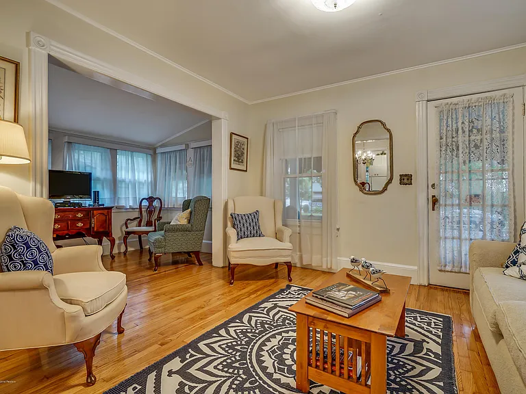 514 Brighton Ave — Photo 7