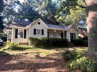 102 Smithwood Ct, Simpsonville, SC 29681