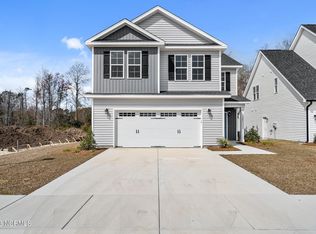 121 S Wild Indigo Pl, Hampstead, NC 28443