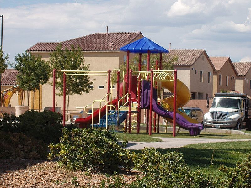 2nd image of 5486 Tantalum Ln