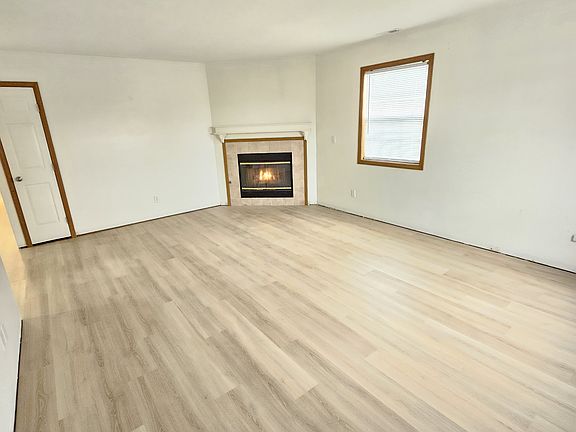 5th image of 110 Westhaven Dr