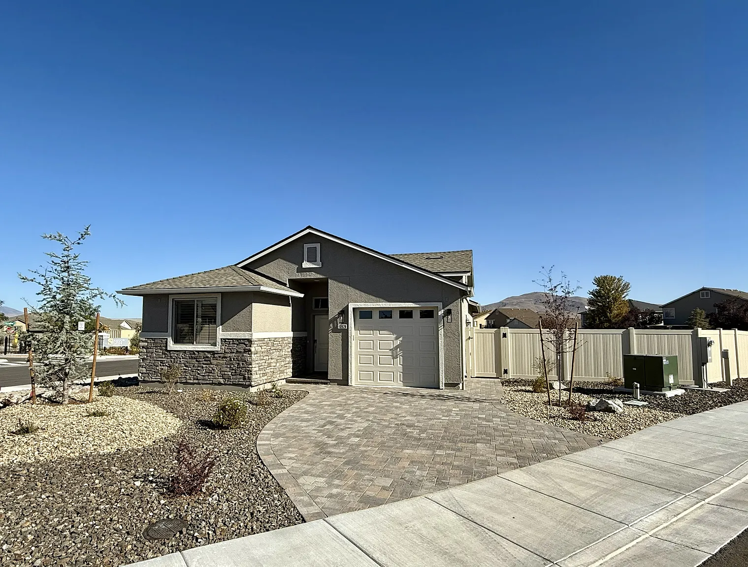 10928 Stepping Stone Dr photo 1