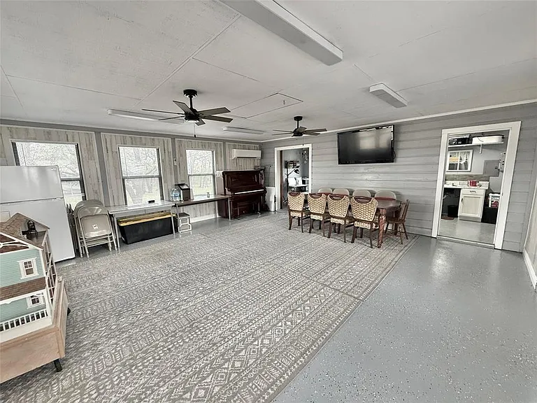 2501 County Road 228 — Photo 14