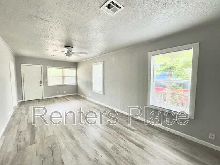 4717 S 33rd West Ave — Photo 3