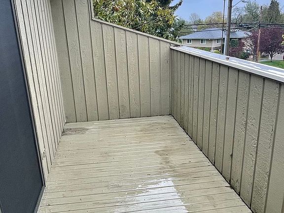 5th image of 2143 Eastview Pl #A