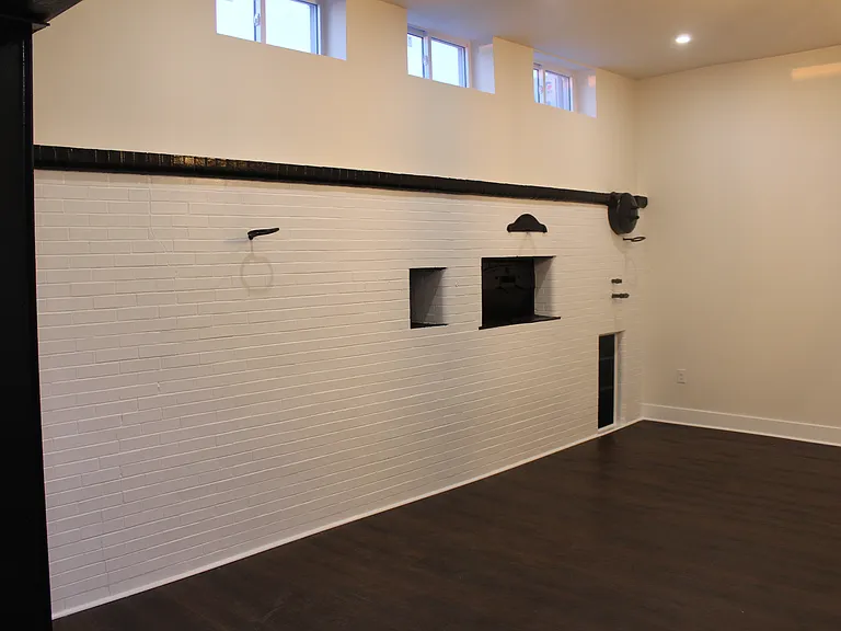 3888 Dennison Ave #D — Photo 10
