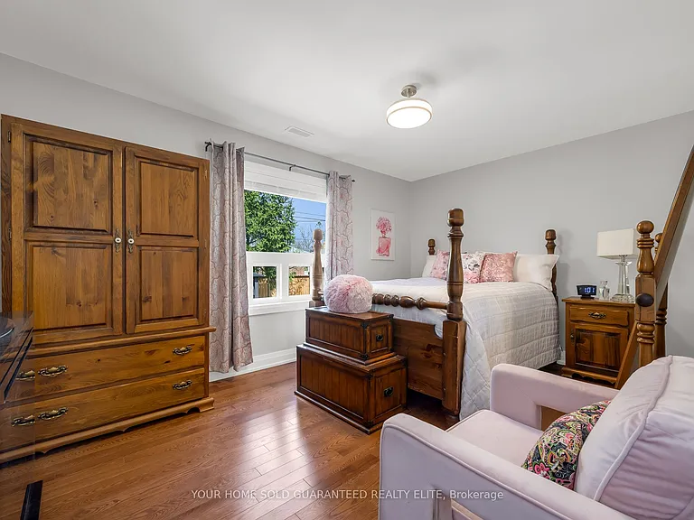 22 N Heights Rd — Photo 4
