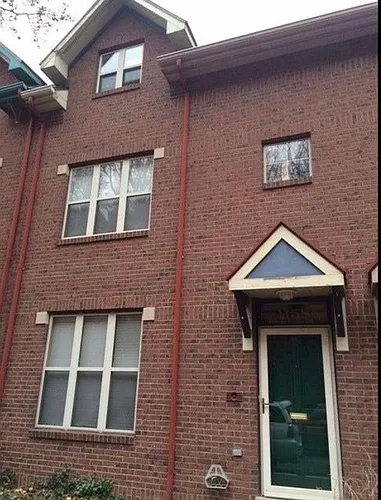 1158 Voskamp St Photo 1