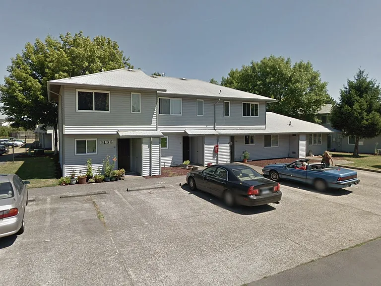 511 Ridings Ave — Photo 3