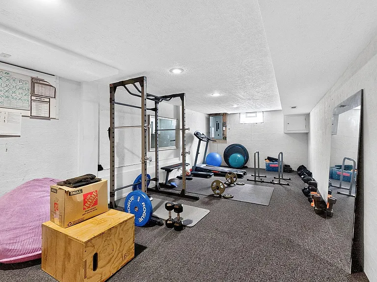 3900 Schirtzinger Rd — Photo 25