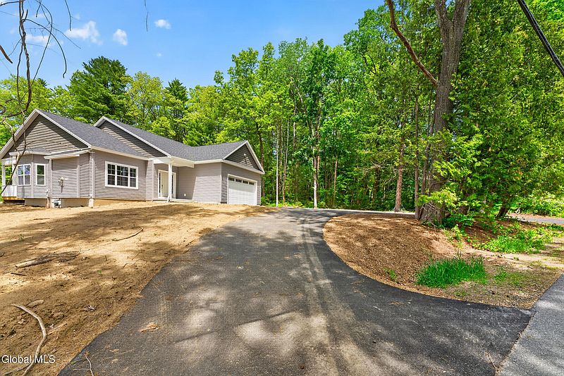 2nd image of 176 Montray Road