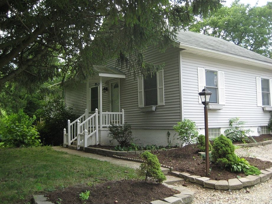 1st image of 4407 Rainbrook Way