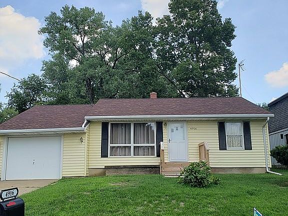 2nd image of 4916 N Edgebrook Dr