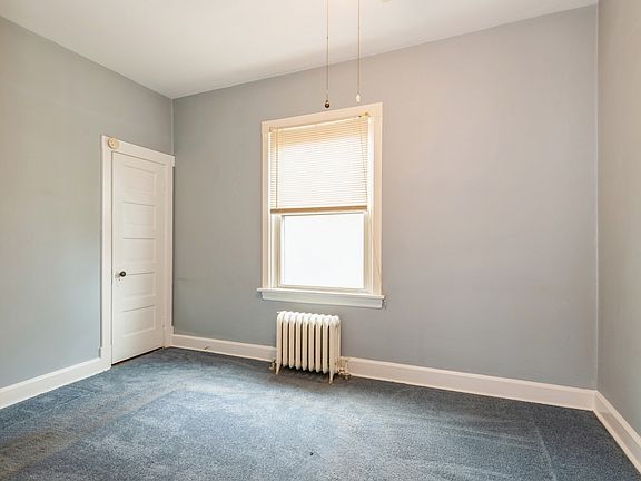 5th image of 3516 N Neenah Ave