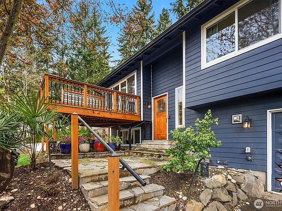 5th image of 23705 7th Avenue W