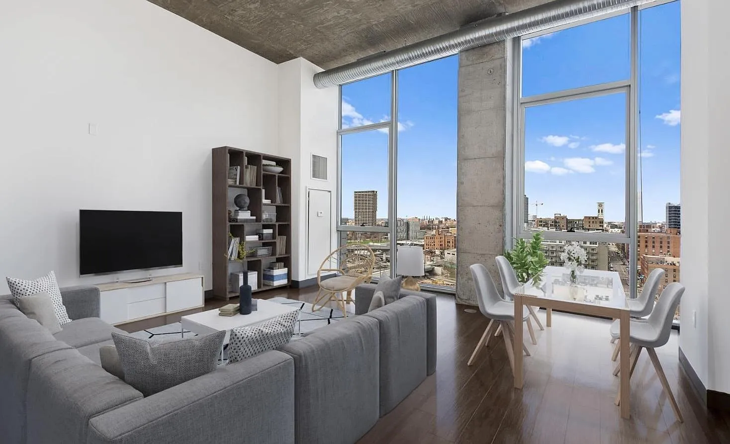 1 bed, 700 sqft, $2,709 — Photo 2