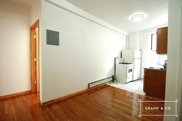 Rented by Grand & Co. | media 1