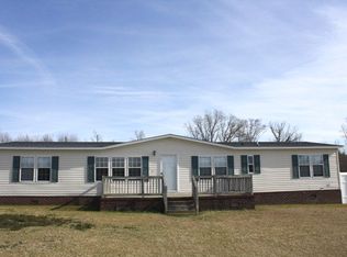 4022 Faith Baptist Church Rd, Pinetops, NC 27864