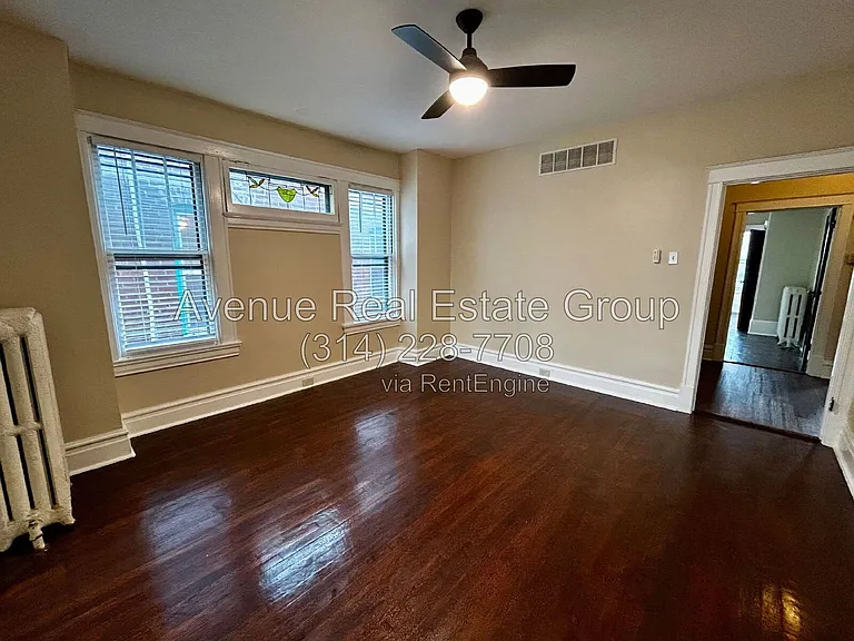 6028 Pershing Ave — Photo 5