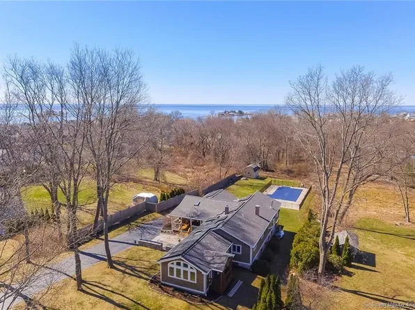22 Pawson Road, Branford, CT 06405
