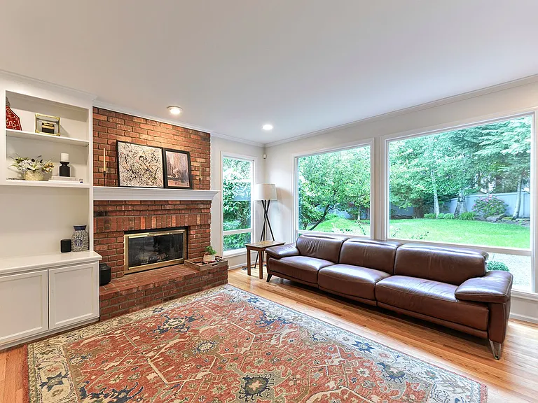 3360 212th Ct SE — Photo 10