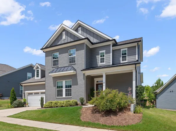 916 Market House Way, Cary, NC 27518