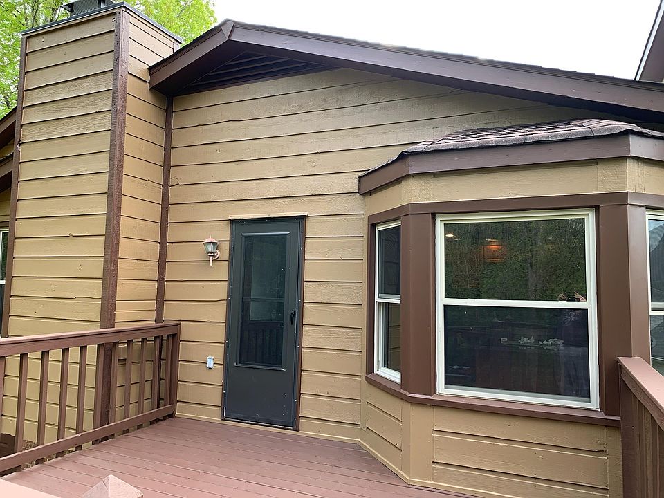 2nd image of 6880 River Ridge Dr