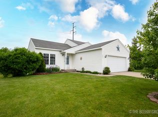 3631 Deeprose Dr SE, Caledonia, MI 49316