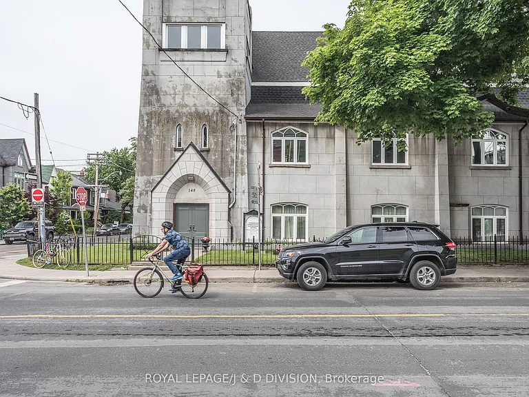640 Adelaide St W — Photo 25