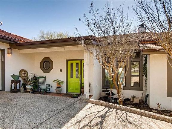 3rd image of 20509 Highland Lake Dr