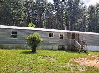61 Brewster Rd, Laurens, SC 29360