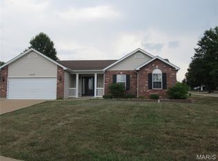 2408 Mountain Peak Ct, Pacific, MO 63069