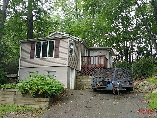 2nd image of 76 Unger Ave