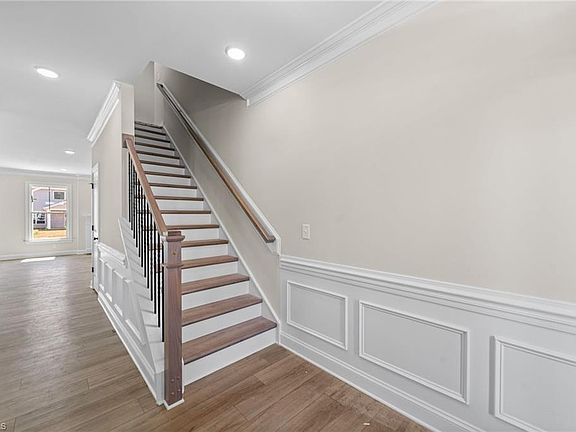 3rd image of 1514 Peabody Ct