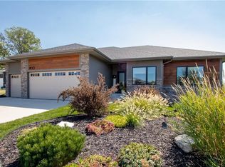 800 NE Bridge Park Pl, Grimes, IA 50111