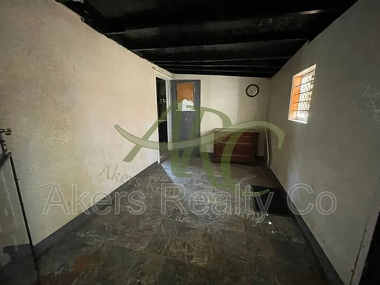 524 Belmont Ave — Photo 23