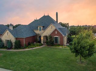 17117 Hawks Ridge Ln, Edmond, OK 73012