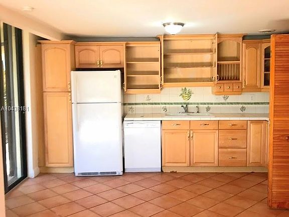2nd image of 6601 SW 116th Ct APT 208