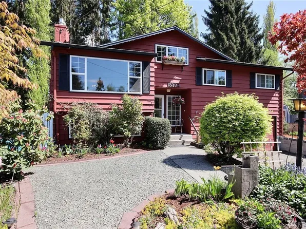 15302 Corliss Pl N, Shoreline, WA 98133