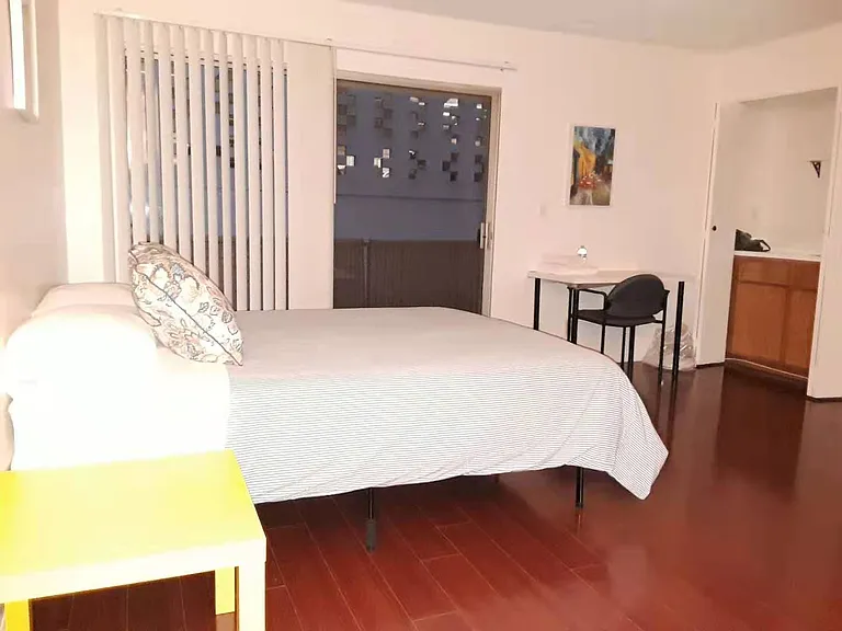 11701 Texas Ave #SMART — Photo 3