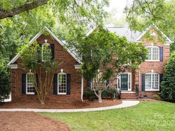 6728 Joliette Ln, Charlotte, NC 28277