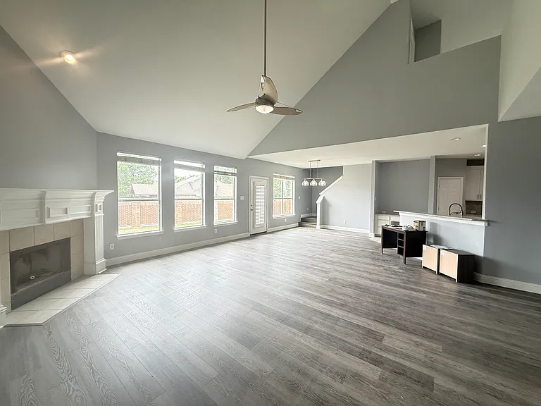 11021 Firefly Ln — Photo 2