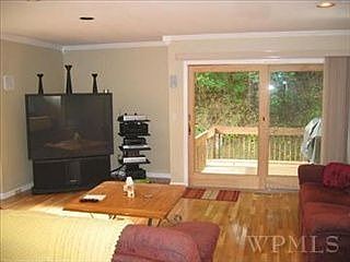 3rd image of 35 Ledgewood Cmns