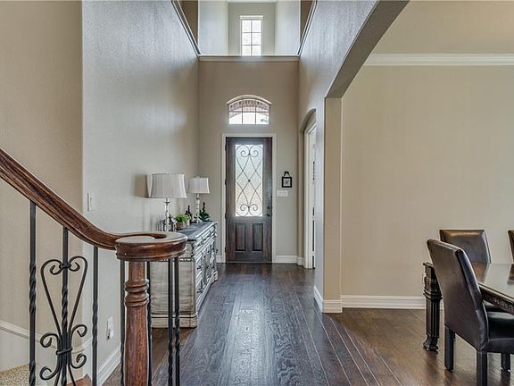 5th image of 12636 Dashwood Dr