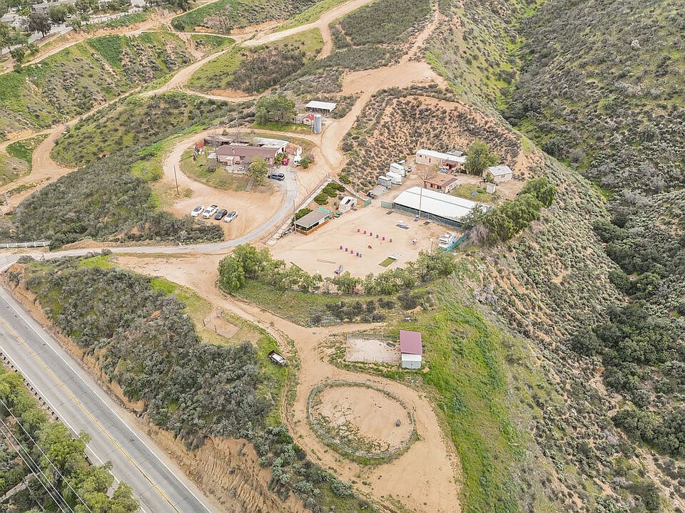 1st image of 11426 Sierra Hwy