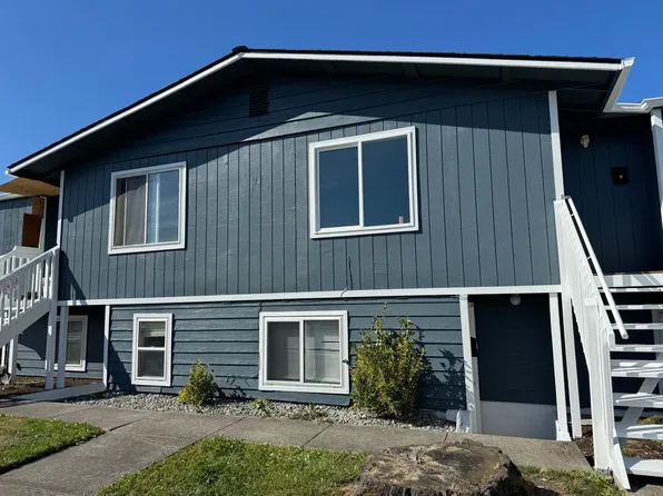 Husky - 11th street, 105 N 11th St APT A, Mount Vernon, WA 98273