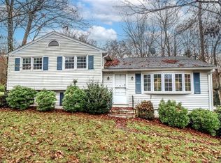 27 Greenview Rd, New Milford, CT 06776